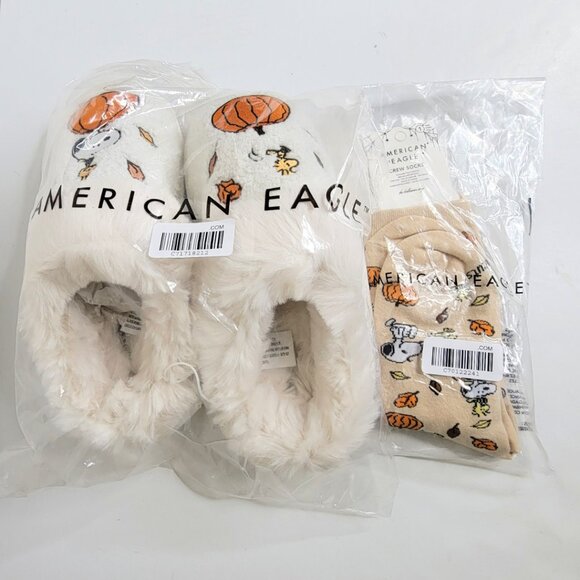 Peanuts Snoopy Fall Slippers & Socks Bundle - American Eagle AE SIZE 9 - NWT - Picture 12 of 12